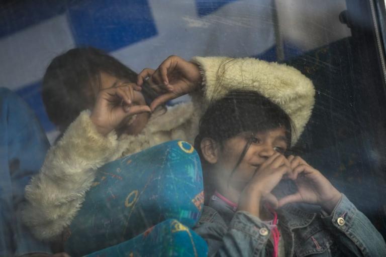 Οι καφενόβιοι ρατσιστές, οι πρόσφυγες και το… «δεξιότερα Κουροπάτκιν»