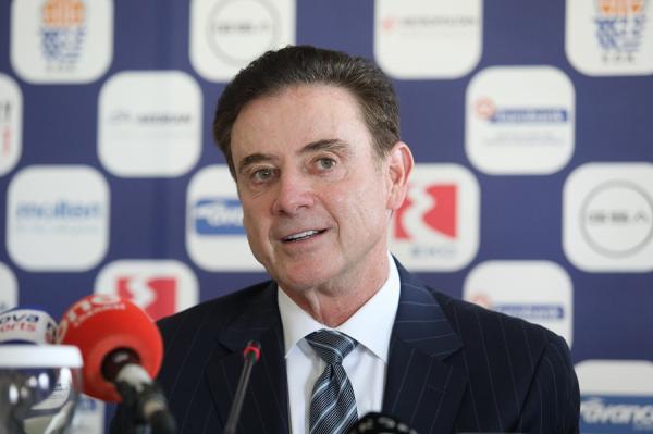 Πιτίνο: «Για τους επόμενους 8 μήνες θα είμαι Έλληνας!»