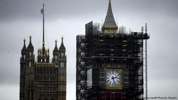 Ακριβές υποσχέσεις στον βρετανικό προεκλογικό αγώνα