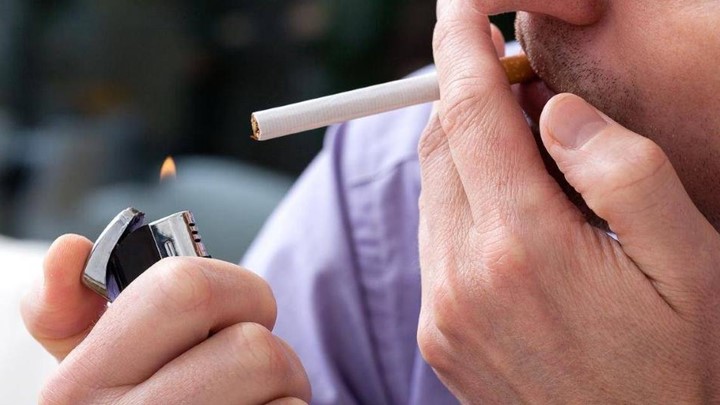 Το κάπνισμα αυξάνει τον κίνδυνο εμφάνισης ψυχικών νόσων | in.gr