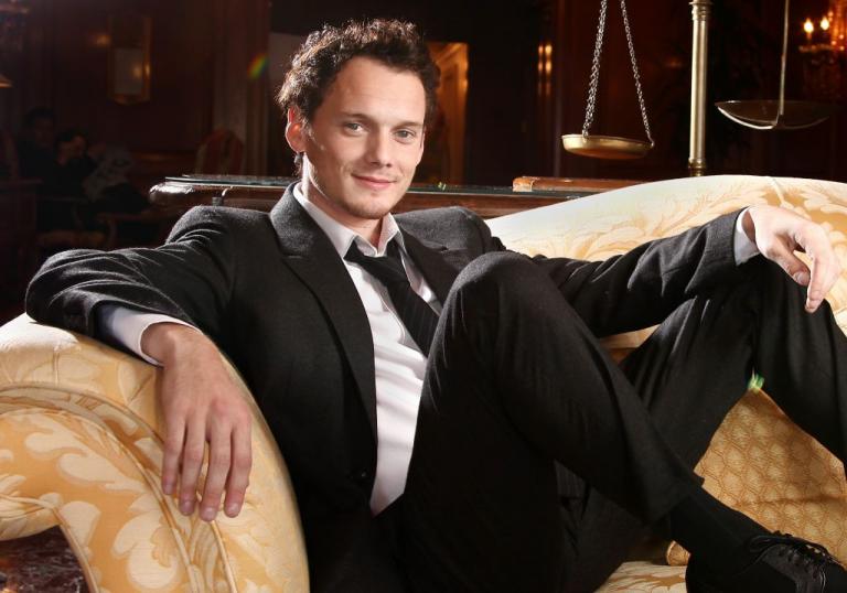 Άντον Γιέλτσιν : Έκθεση με φωτογραφίες του εκλιπόντος ηθοποιού στη Ρώμη