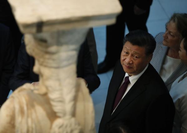 Σι Τζινπίνγκ μπροστά στις Καρυάτιδες: Στηρίζω την επιστροφή των Γλυπτών του Παρθενώνα