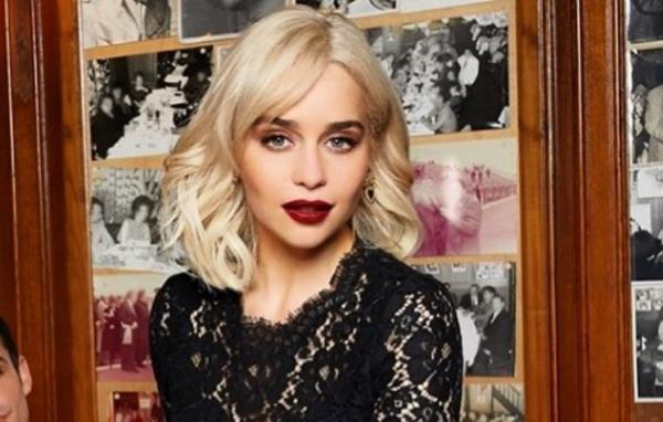 Εμίλια Κλαρκ: Με ποιον εικονικό ρόλο φλερτάρει η «Καλίσι»;