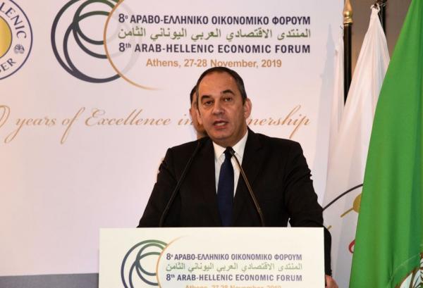 Πρόσκληση Πλακιωτάκη σε επενδυτές μέσω του 8ου Αραβο – Ελληνικού Φόρουμ