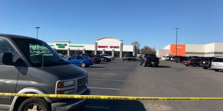 Οκλαχόμα : Τρεις νεκροί από πυροβολισμούς σε πολυκατάστημα