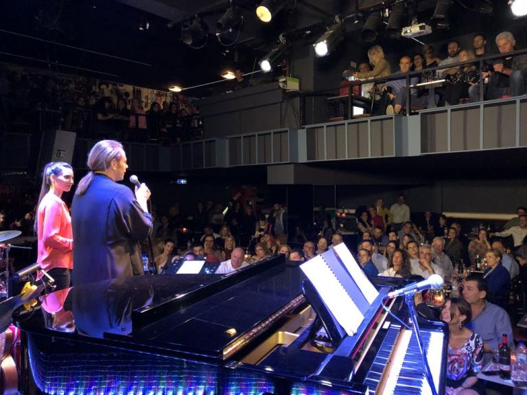 Ο Στέφανος Κορκολής μας συγκίνησε με τις «Μουσικές του Ιστορίες»