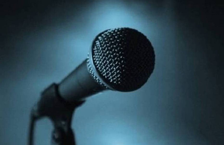 Maluma : Στην Ελλάδα διάσημος τραγουδιστής μετά τον χωρισμό του