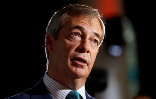 Φάρατζ σε Τζόνσον: Ή ενώνουμε τις δυνάμεις μας ή διεκδικούμε κάθε έδρα στις εκλογές