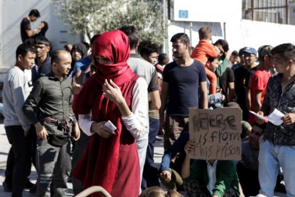 Κυβερνητικό κλιμάκιο στον καταυλισμό της Μόριας