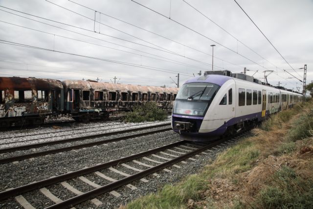 Σύγκρουση τρένων στο σταθμό Ρέντη – Καθυστερήσεις στον Προαστιακό