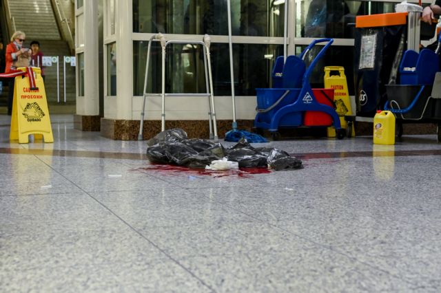 Μοναστηράκι : Νεκρός ο άνδρας που μαχαιρώθηκε στο Μετρό