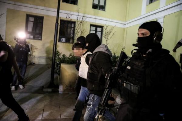 Διώξεις για κακουργήματα στους συλληφθέντες της «Επαναστατικής Αυτοάμυνας»