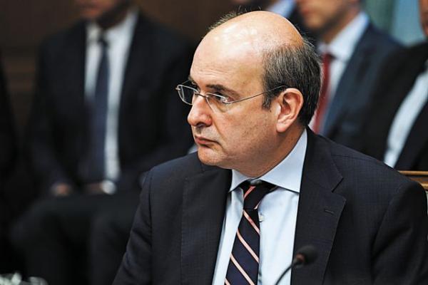 Χατζηδάκης : Η ΛΑΡΚΟ είναι εκτός ελέγχου