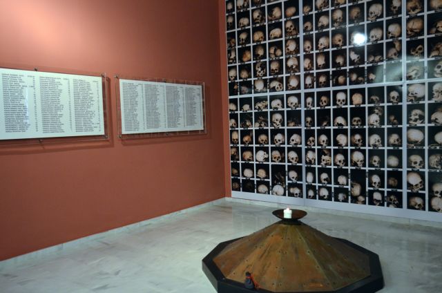 «Εδώ είναι Δίστομο»: Οι Active Member τραγουδούν για τη δικαίωση των θυμάτων