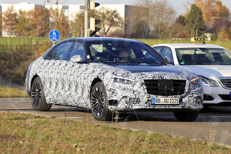 Mercedes-Benz S-Class: Η ηγερία της πολυτέλειας σε γκρο πλαν