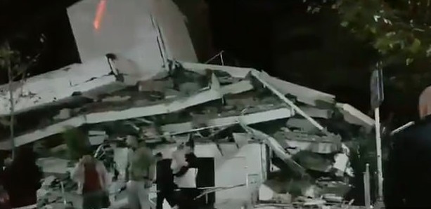 Σεισμός 6,4 Ρίχτερ στην Αλβανία : Δεκάδες τραυματίες – Κατέρρευσαν πολυκατοικίες