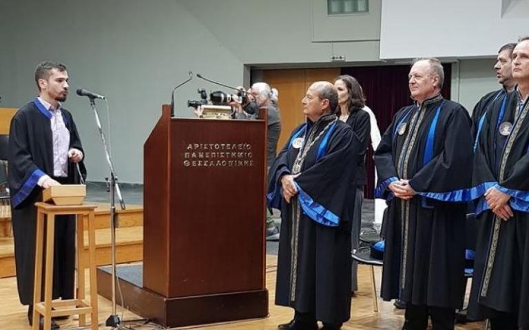 Το επίτευγμα τυφλού φοιτητή στο Αριστοτέλειο Πανεπιστήμιο