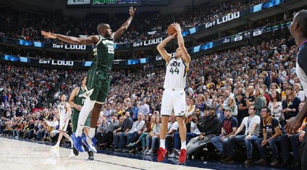 Ο Μπογκντάνοβιτς… σόκαρε Γιάννη και Μπακς