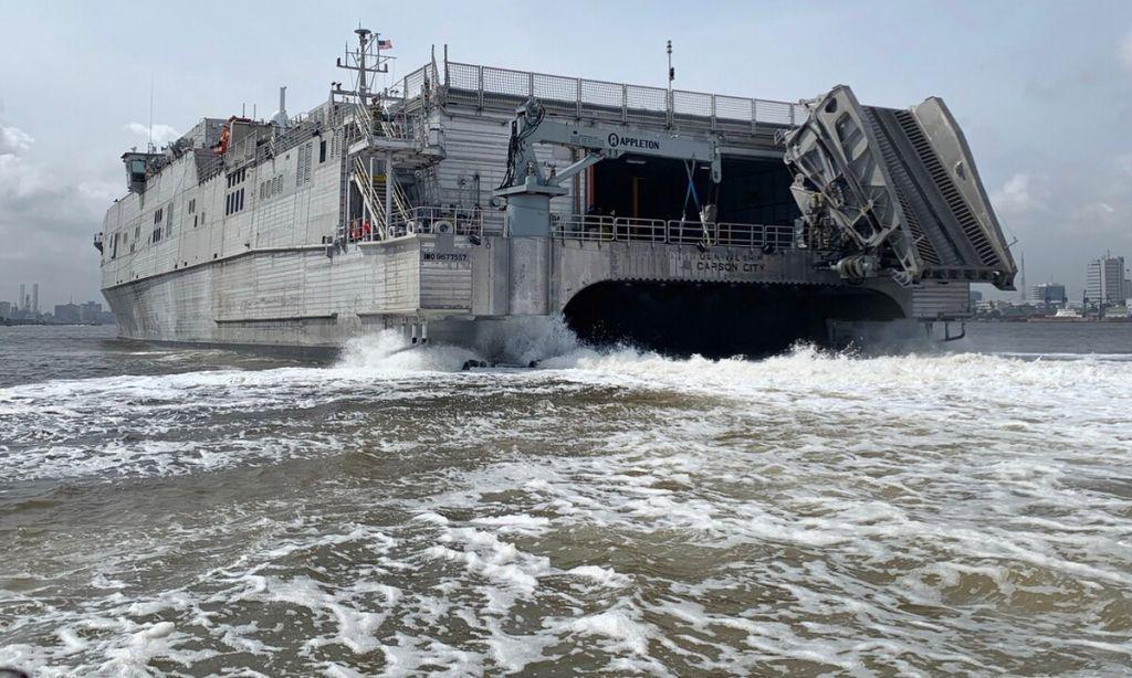 Εδεσε το πρώτο αμερικανικό πολεμικό πλοίο στην Αλεξανδρούπολη