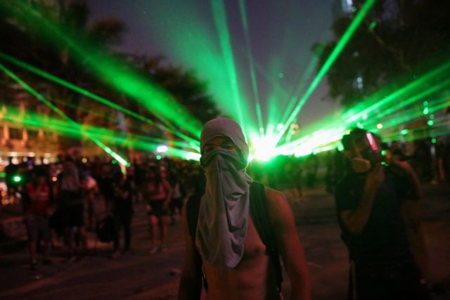 Χιλή : Σκοτώθηκε 13χρονος σε οδόφραγμα – Στους 23 οι νεκροί