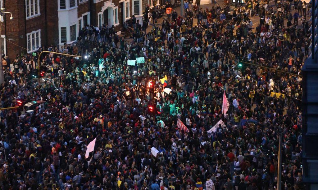 Κολομβία : Νέες διαδηλώσεις και απαγόρευση κυκλοφορίας στην Μπογκοτά