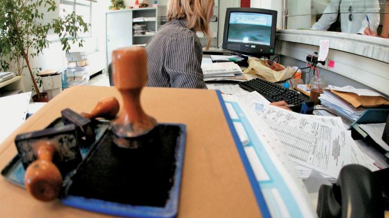 Χαμός με προσλήψεις στο Δημόσιο: Ερχονται 20.000 έως το τέλος του 2020