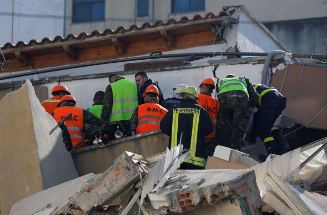 ΕΜΑΚ : Στην Αλβανία κλιμάκιο διασωστών για να συνδράμει στις έρευνες στα ερείπια του σεισμού