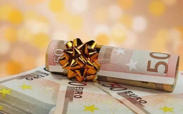 ΟΑΕΔ : Νωρίτερα το δώρο Χριστουγέννων για τους άνεργους