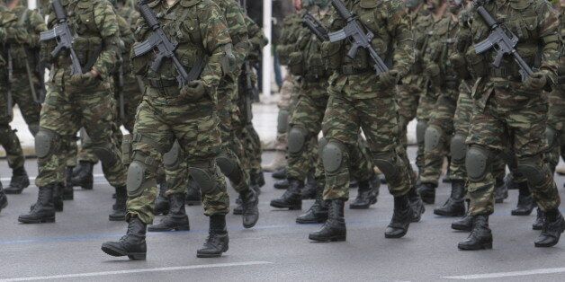2.000 προσλήψεις επαγγελματιών οπλιτών στις Ένοπλες Δυνάμεις