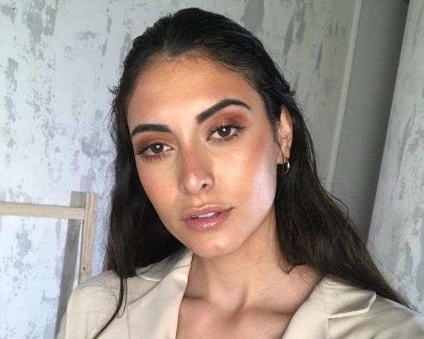 Εύη Ιωαννίδου: Απαντά αν είναι ζευγάρι με τον Ντάνο