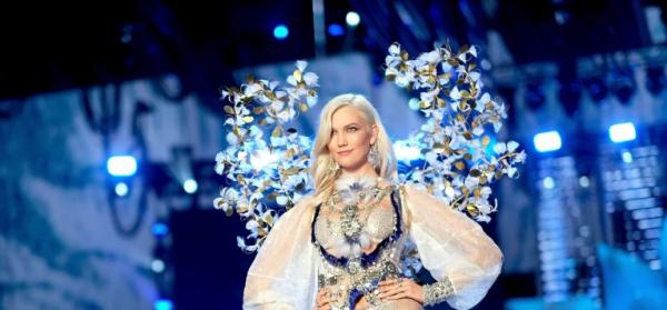 Victoria’s Secret : Τίτλοι τέλους για τα διάσημα «αγγελάκια»