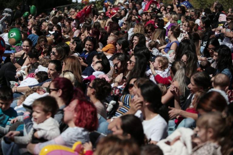 Ο 10ος Ταυτόχρονος Μητρικός Θηλασμός στο Ζάππειο