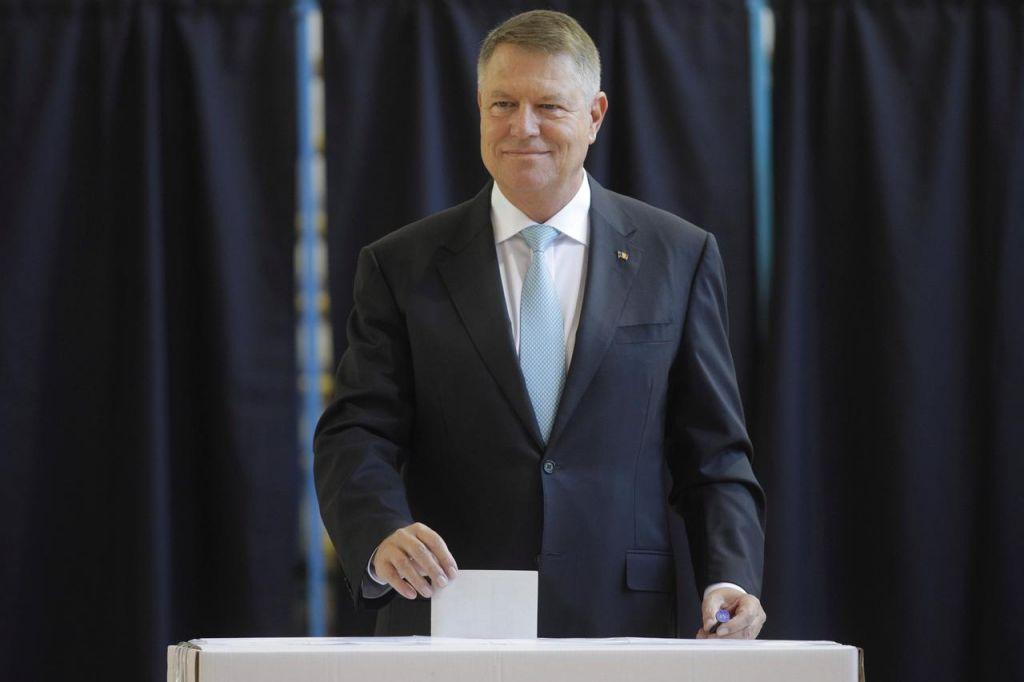 Ρουμανία : Δεύτερος γύρος προεδρικών εκλογών με φαβορί τον απερχόμενο πρόεδρο Γιοχάνις