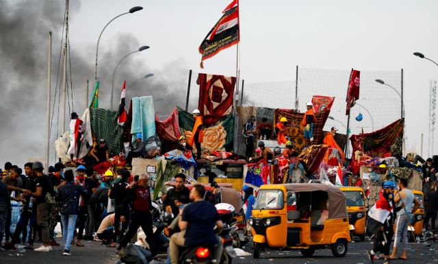 Ιράκ : Πυρά κατά διαδηλωτών με αληθινές σφαίρες – Πέντε νεκροί