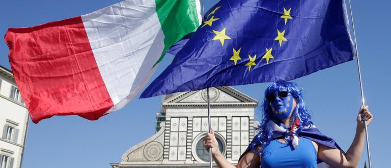 Ένας στους τέσσερις Ιταλούς θεωρεί τη γυναίκα υπεύθυνη για τις εναντίον της σεξουαλικές επιθέσεις