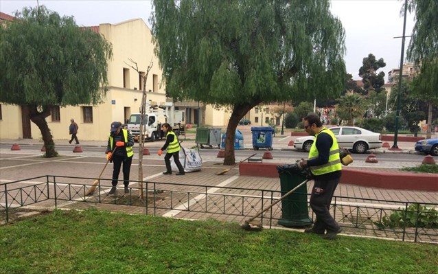 Δήμος Αθηναίων : Παρέμβαση καθαριότητας στην πλατεία Αυδή στο Μεταξουργείο