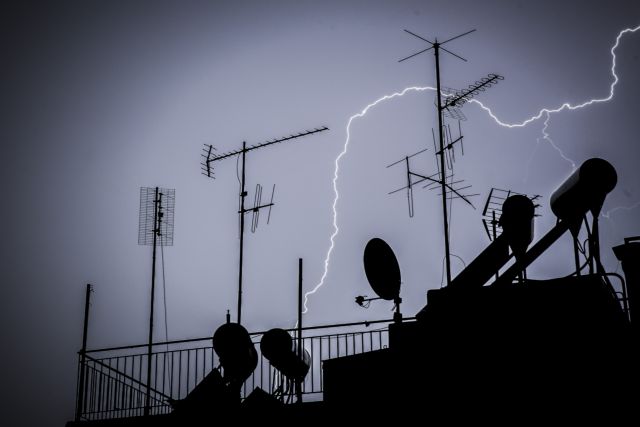 Ιωάννινα: Ισχυρές καταιγίδες – Προβλήματα στην ηλεκτροδότηση