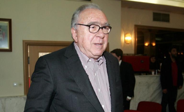 Έγραψε μόνος του τον επίλογο ο Σωκράτης