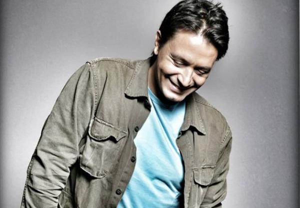 Ο Γιάννης Κότσιρας όπως δεν τον έχουμε ξαναδεί!