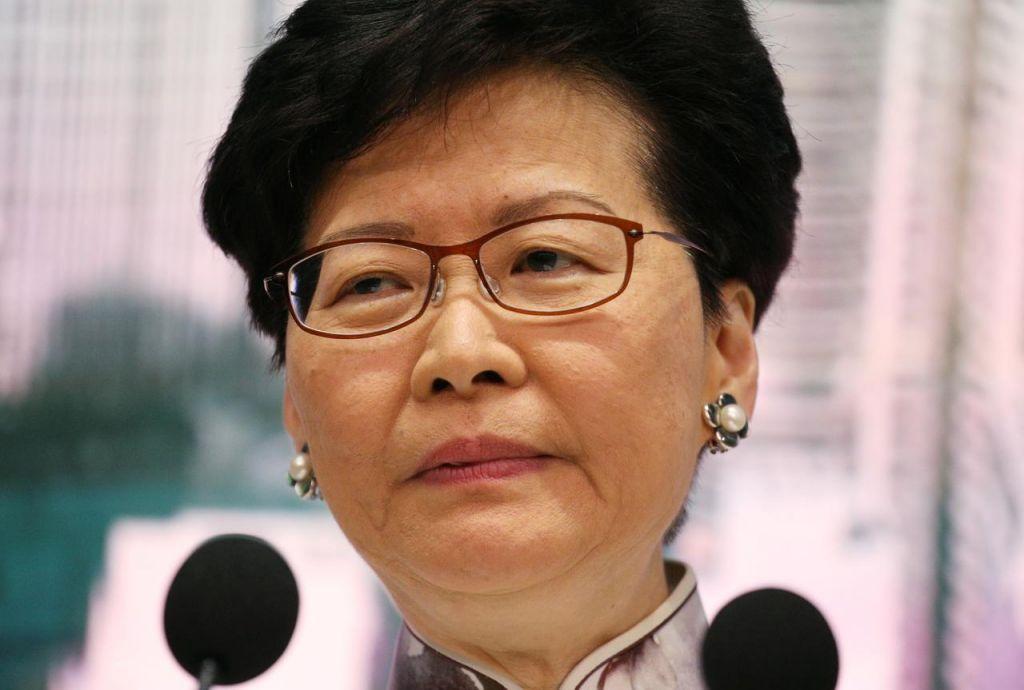 Χονγκ Κονγκ : Η Κίνα συνεχίζει να υποστηρίζει απόλυτα την ηττημένη των εκλογών Κάρι Λαμ