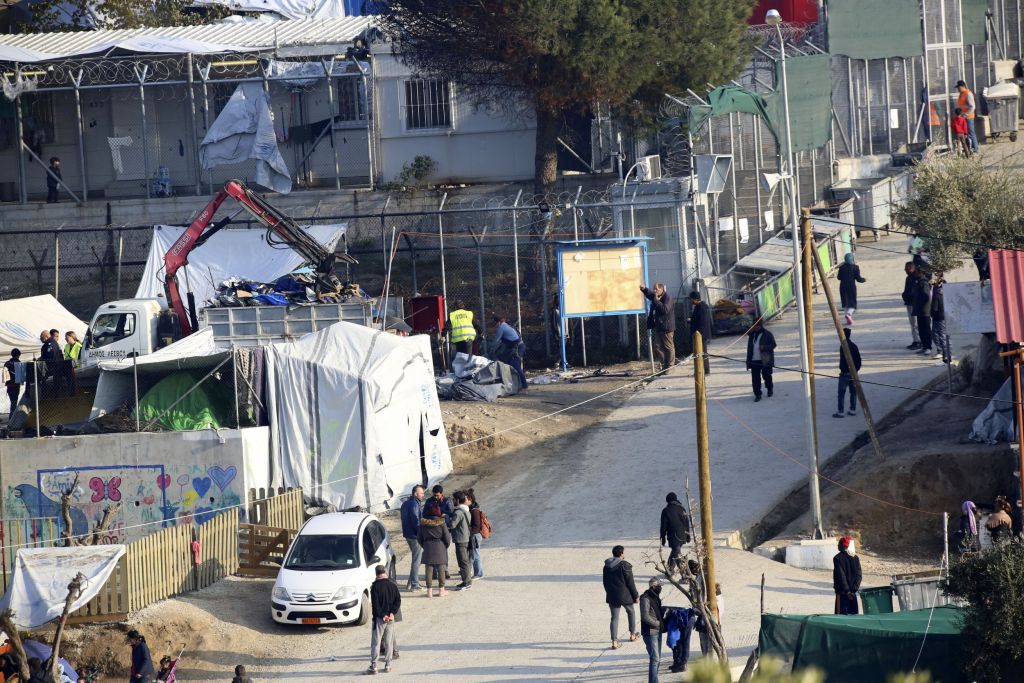 Η Γενί Σαφάκ ξαναχτυπά : Η Ελλάδα φτιάχνει ναζιστικά... στρατόπεδα για τους μετανάστες