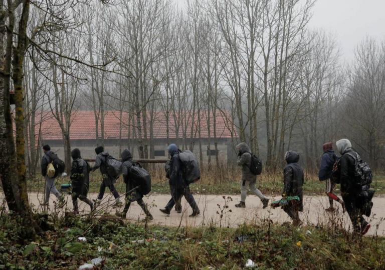 Κροατία : Αστυνομικοί πυροβόλησαν μετανάστες στα σύνορα – Ενας βαριά τραυματίας