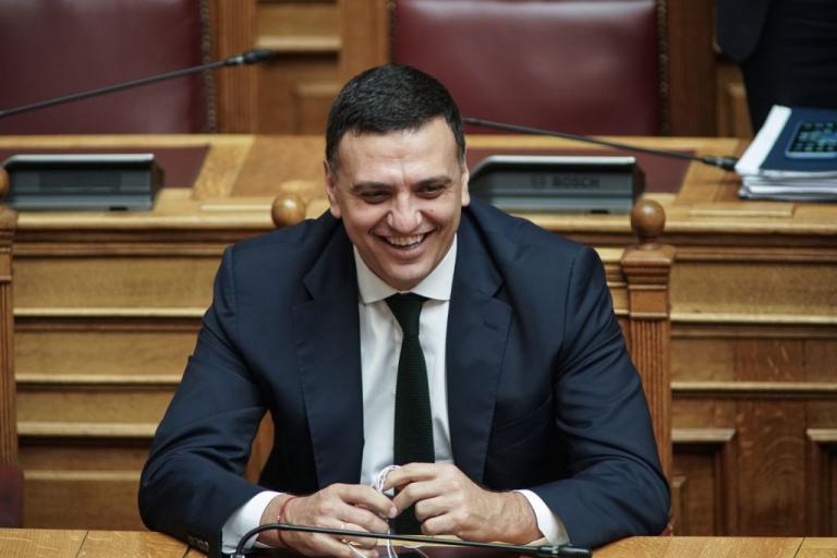 Κικίλιας : Αυτός είναι ο λόγος που χρεώνεται η κλήση στο 1142