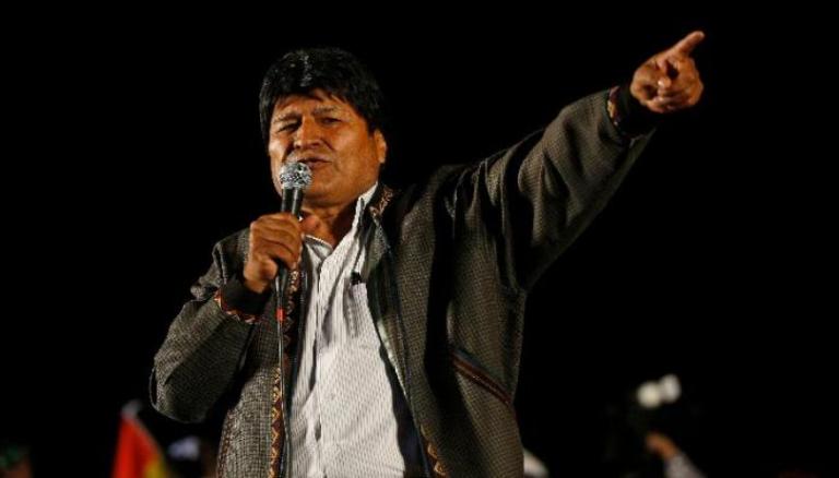 Η απίθανη φωτογραφία του Μοράλες πριν αναχωρήσει για το Μεξικό