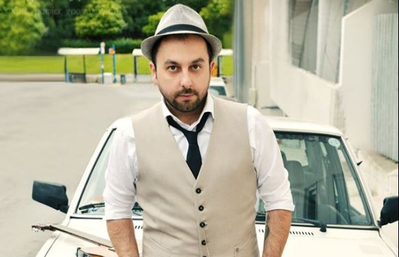 Ο Απόστολος Μόσιος μιλάει για αυτό που αγαπάει πιο πολύ, τη μουσική