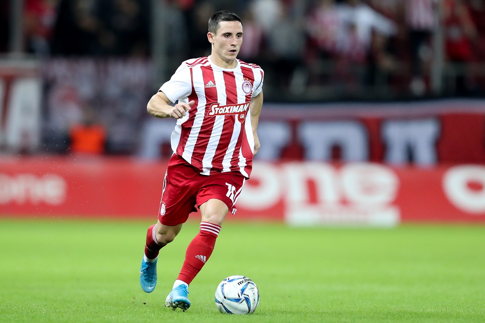 Ποντένσε : Ευθύνη μου να οδηγήσω τον Ολυμπιακό στη νίκη