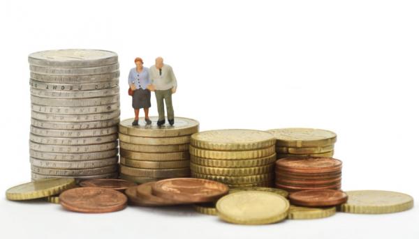 Αναδρομικά : Πόσα λεφτά πρέπει να περιμένουν οι συνταξιούχοι