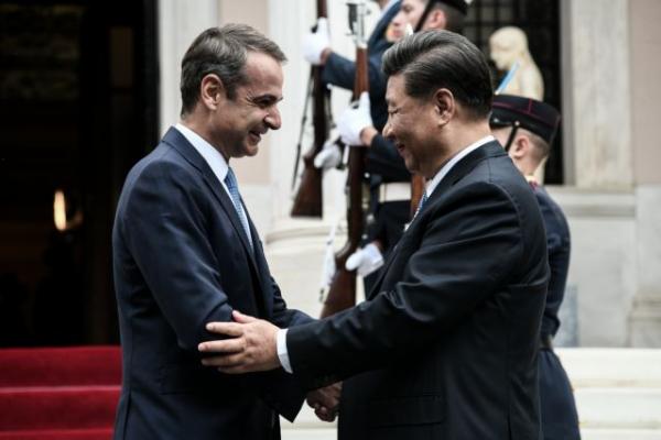 Μητσοτάκης: Να γίνει ο Πειραιάς το μεγαλύτερο λιμάνι στην Ευρώπη – Σι Τζινπίνγκ: Έρχονται νέες επενδύσεις