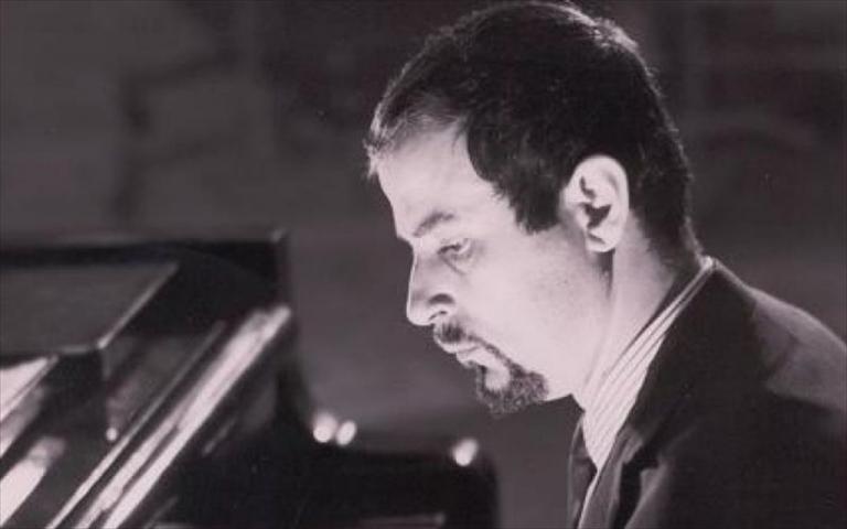 Γιάννης Σπανός : Τι είχε πει για τα χρυσά τραγούδια του ’60 – Το Νέο Κύμα και οι μπουάτ