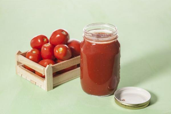 Σπιτική σάλτσα ντομάτας